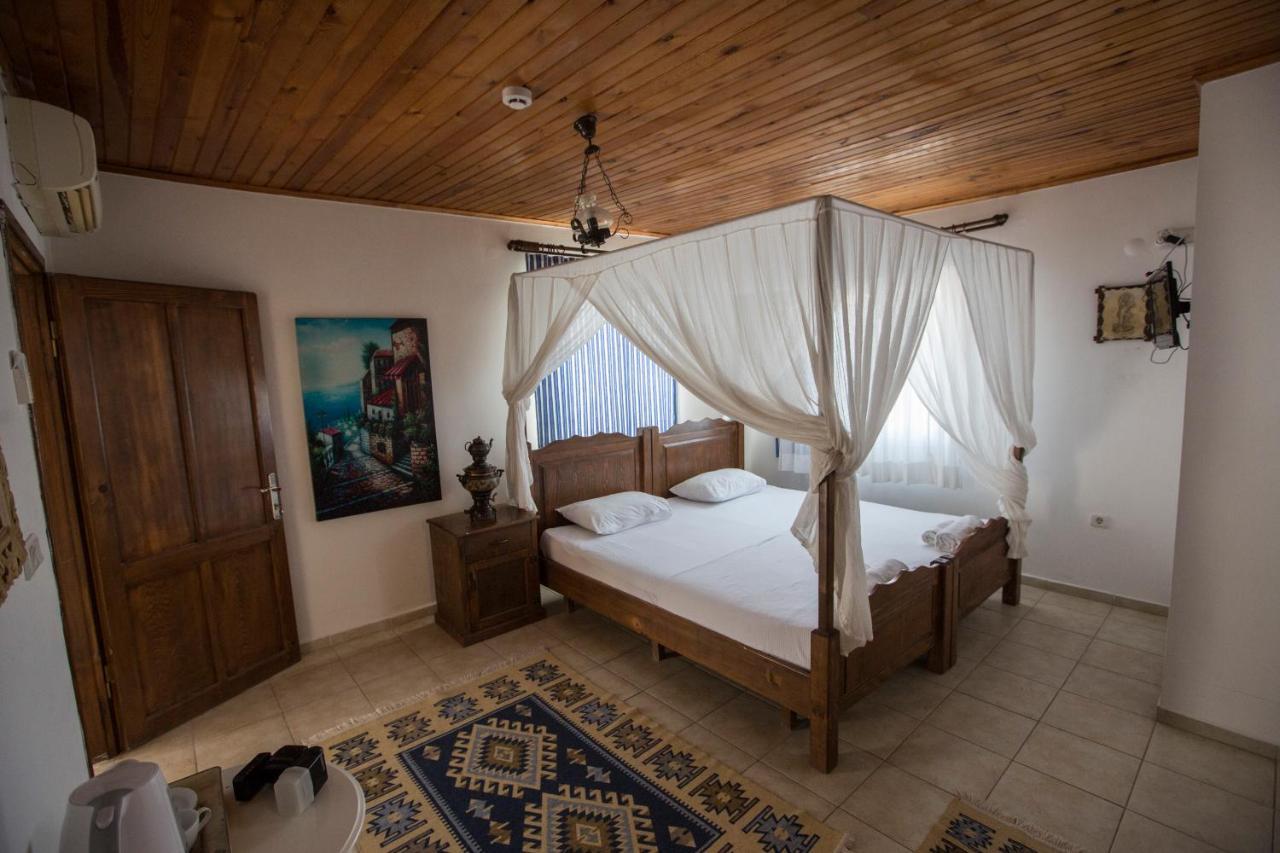 Bed and Breakfast Ala Baykus Alaçatı Exterior foto